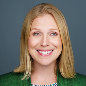 lauren-knausenberger